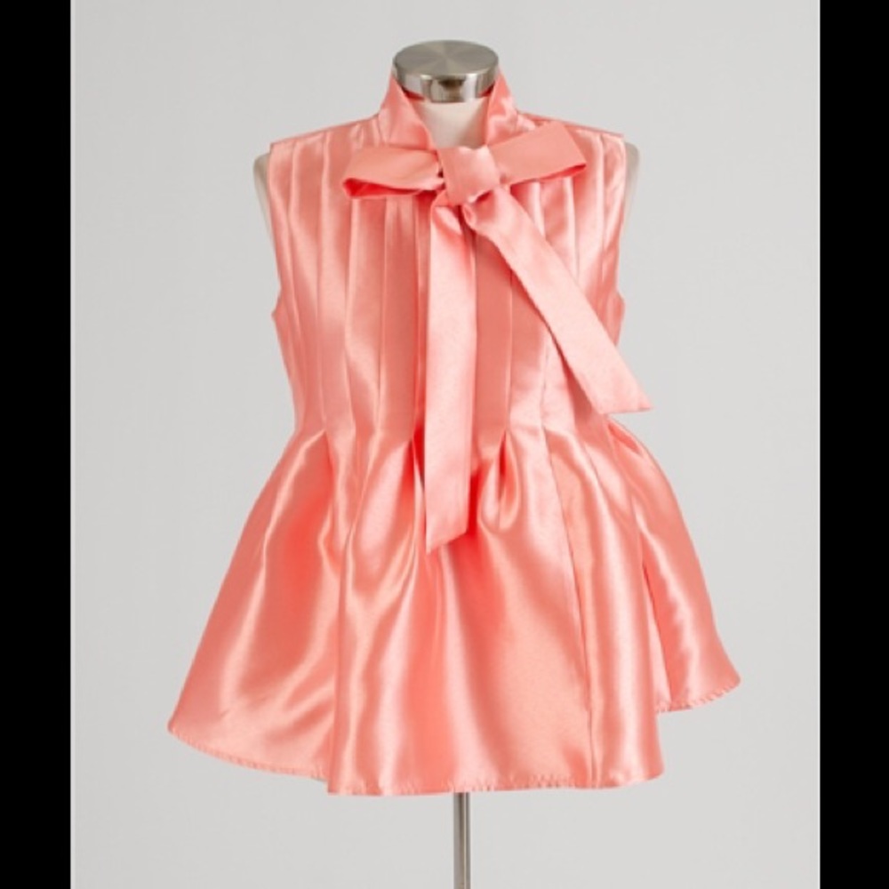 Sleeveless Pleated Top